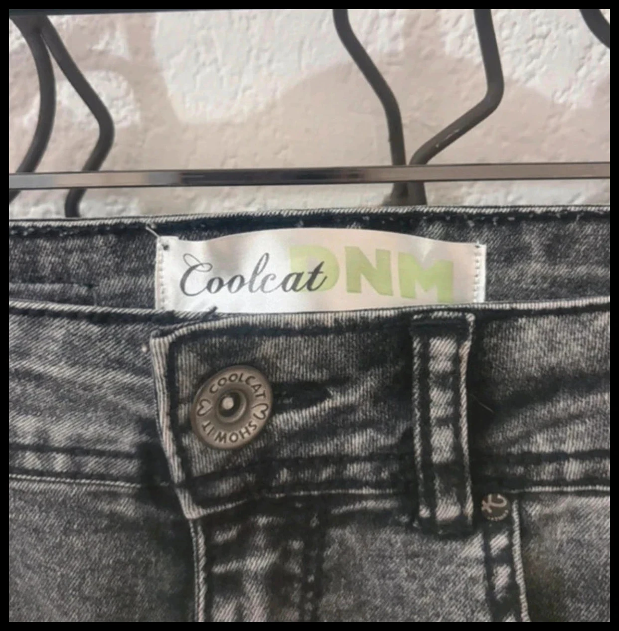 Coolcat Sassy Distressed Denim Mini-Shorts – Size XS – photo 2